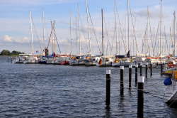 Yachthafen Lemkenhafen